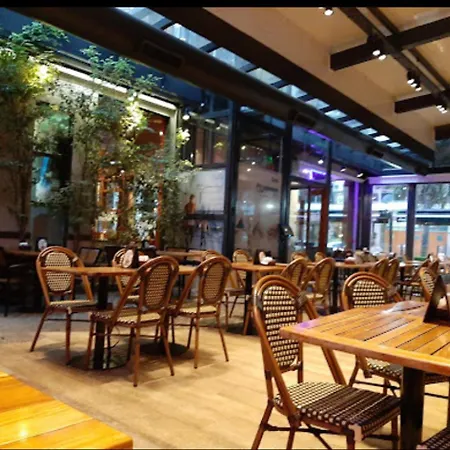 Las Lomitas !! Lomas de Zamora Exterior photo